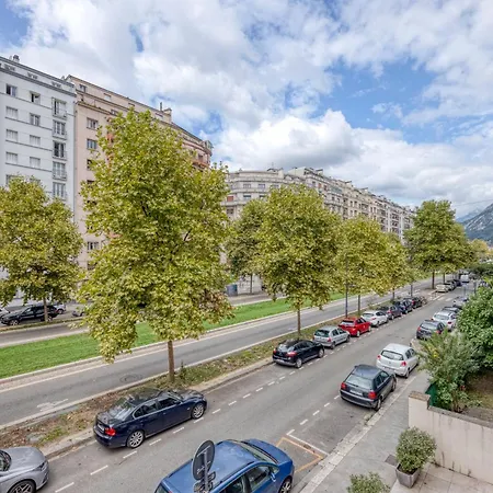 Eagle - Caserne De Bonne - Quartier De L'aigle Apartment *